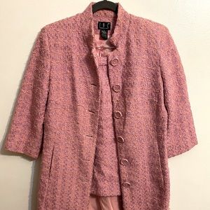 Beautiful Tweed suit Inspired, Jaquelín Kennedy style icon look.